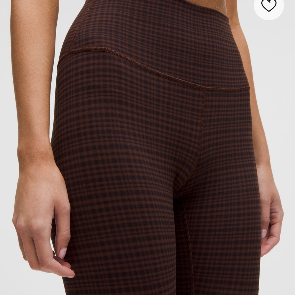 Lululemon Espresso and Lava Cake Leggings